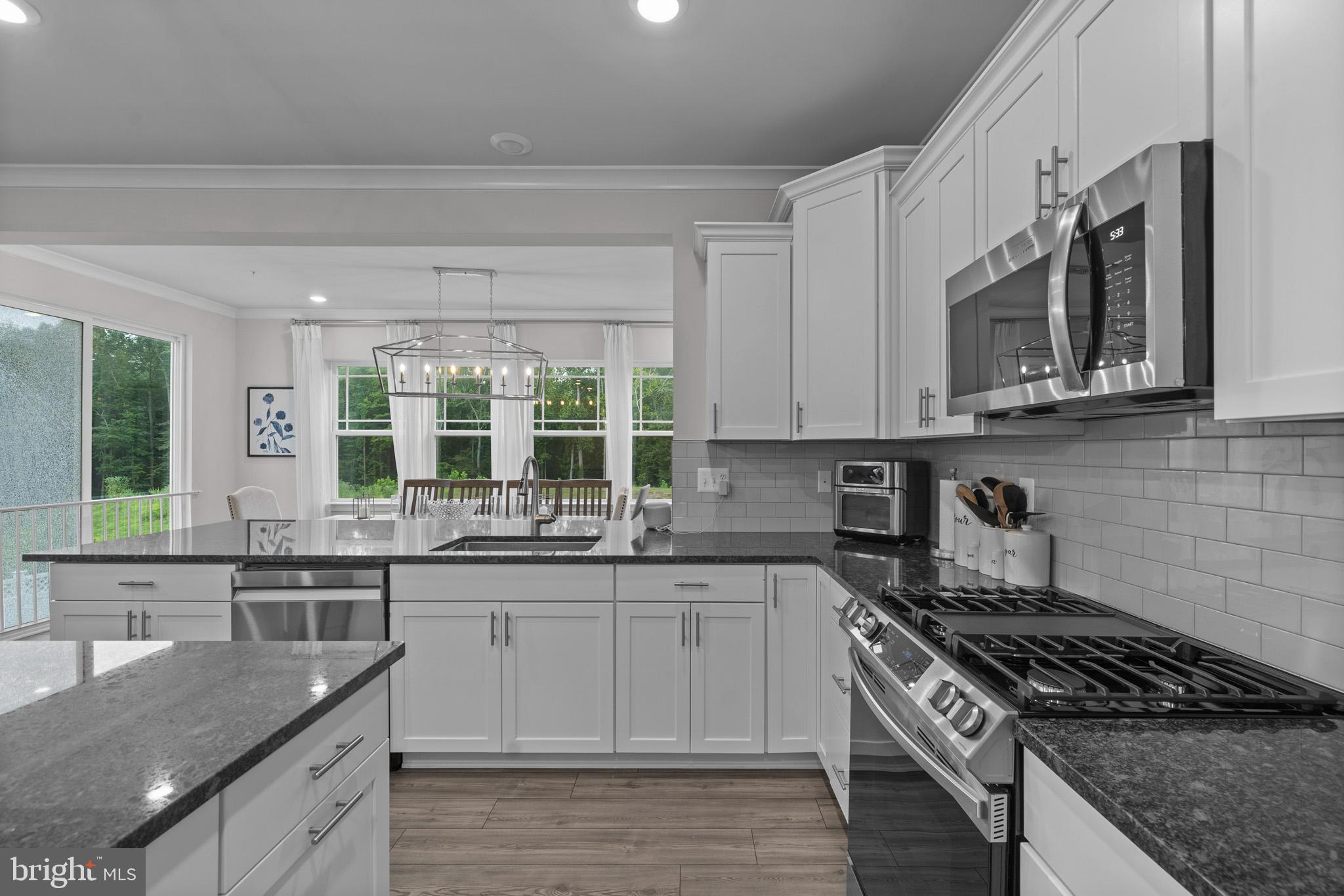 White Plains, Maryland, 20695, United States, 5 Bedrooms Bedrooms, ,5 BathroomsBathrooms,Residential,For Sale,1921773