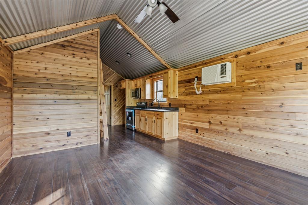 Celina, Texas, 75009, United States, 3 Bedrooms Bedrooms, ,4 BathroomsBathrooms,Residential,For Sale,1999614