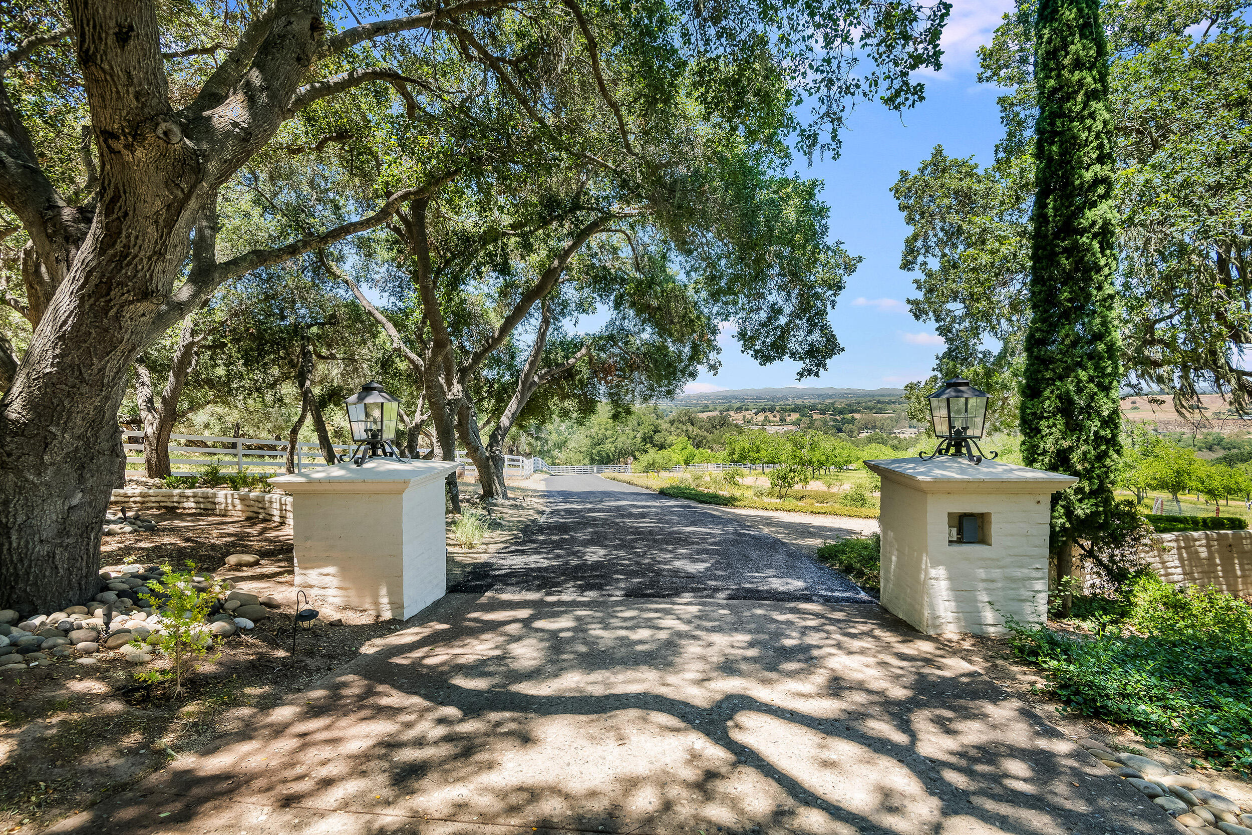 Santa Ynez, California, 93460, United States, 3 Bedrooms Bedrooms, ,6 BathroomsBathrooms,Residential,For Sale,1709883