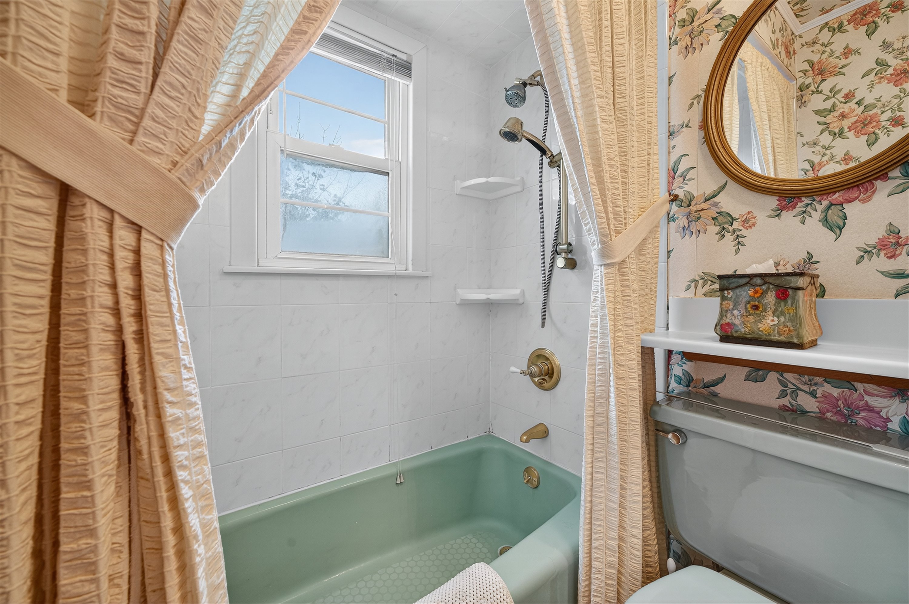 Monroe, New York, 10950, United States, 5 Bedrooms Bedrooms, ,3 BathroomsBathrooms,Residential,For Sale,1976155