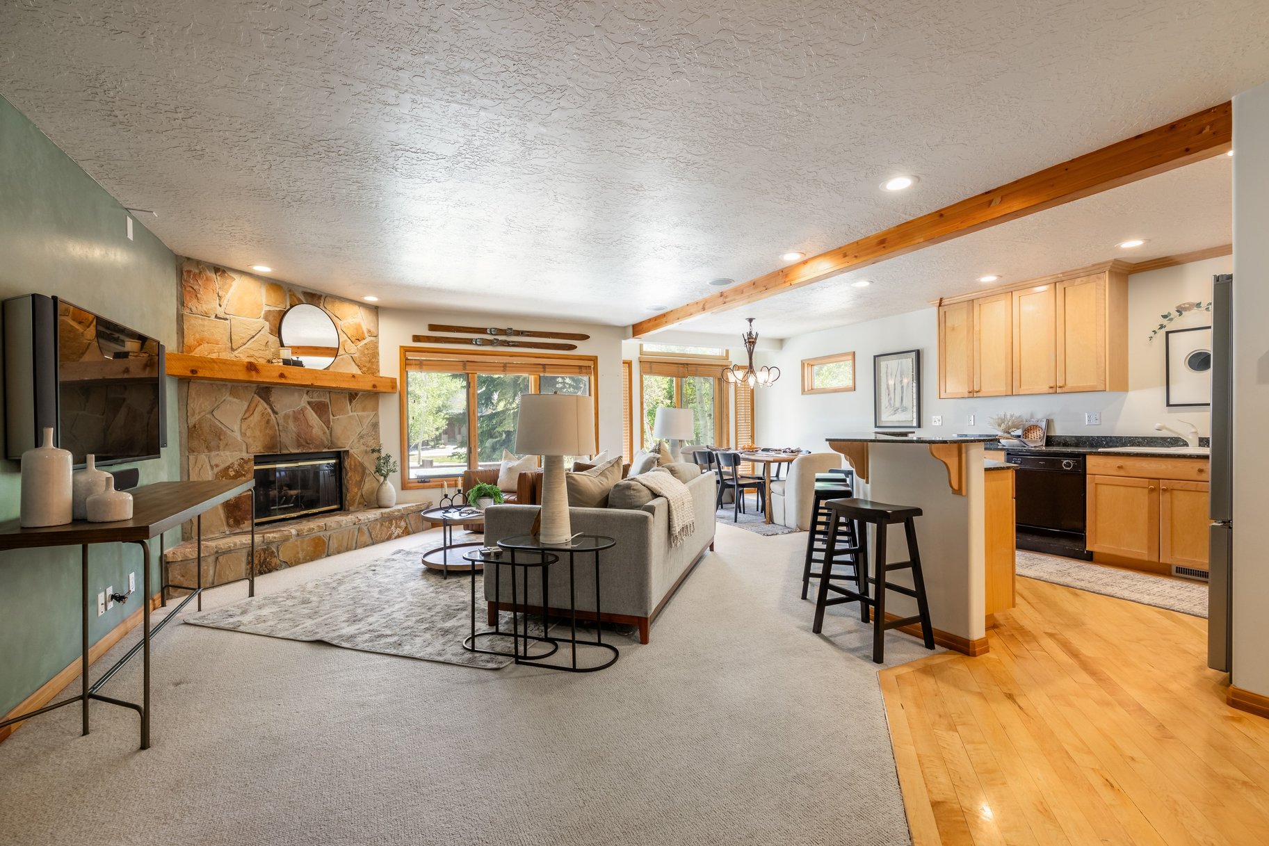  Tranquility Meets Convenience in Deer Valley - 物件實景