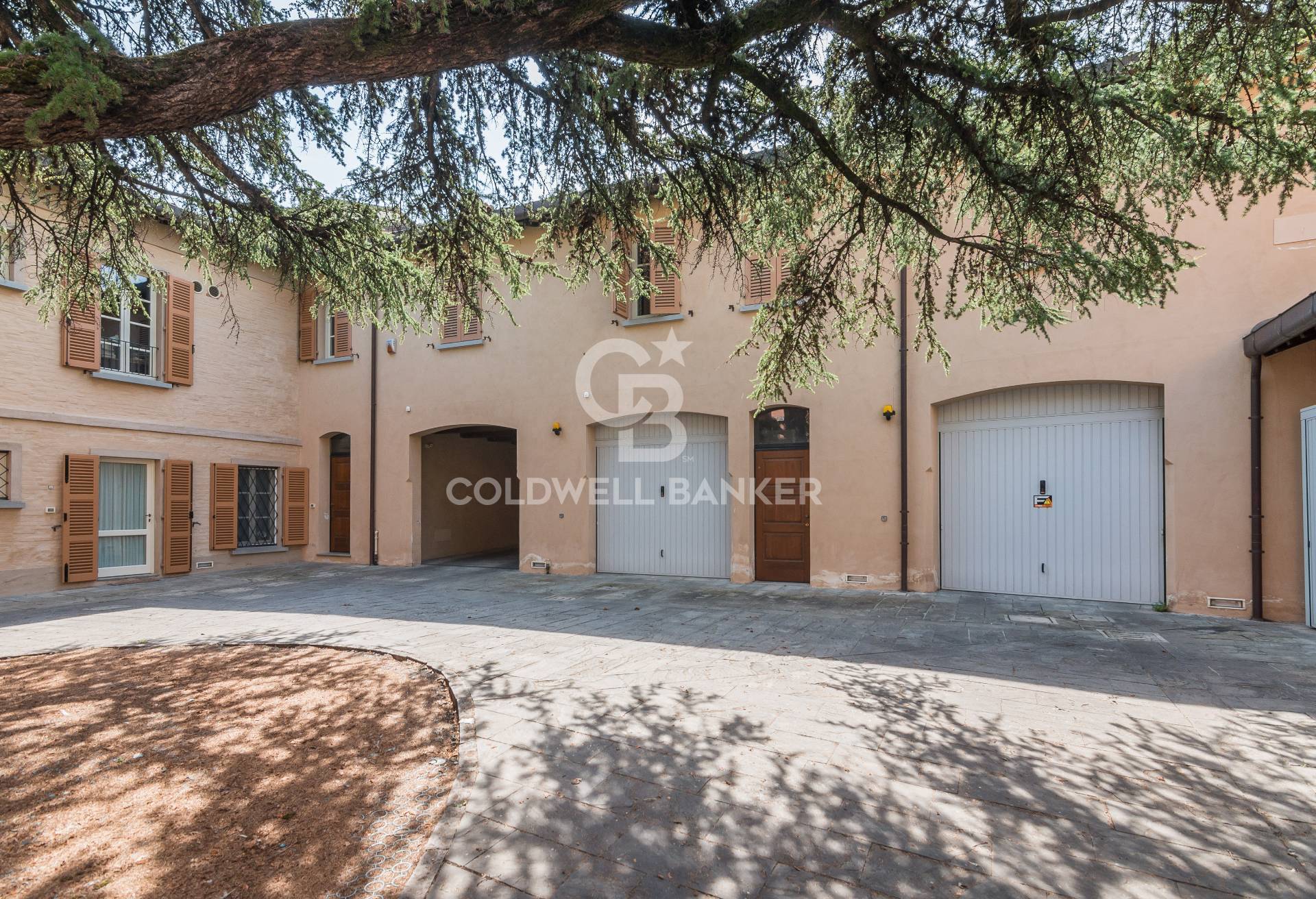 Faenza, Ravenna, 48018, IT, 4 Bedrooms Bedrooms, ,4 BathroomsBathrooms,Residential,For Sale,1840416