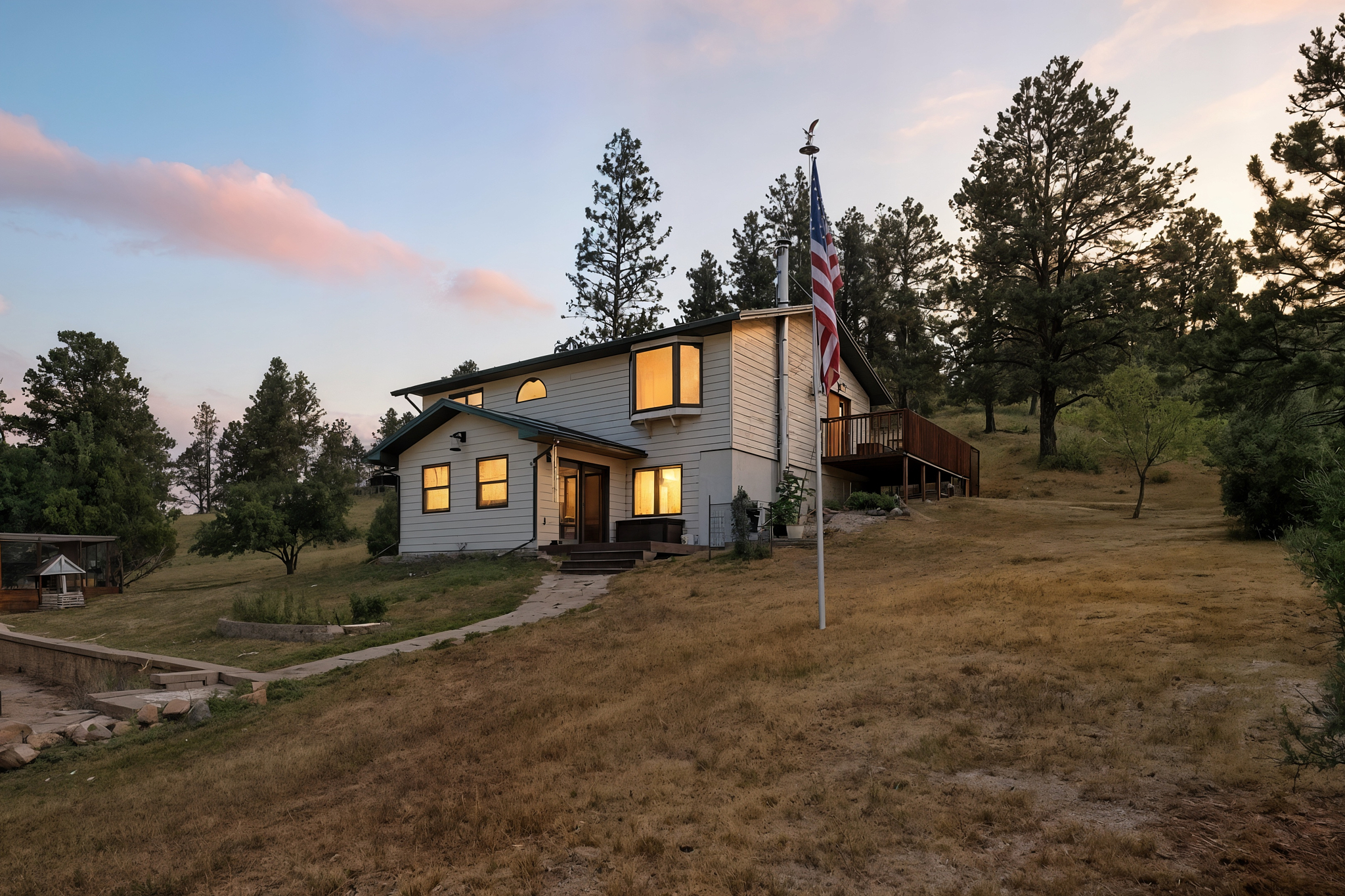 Hot Springs, South Dakota, 57747, United States, 4 Bedrooms Bedrooms, ,2 BathroomsBathrooms,Residential,For Sale,1888090