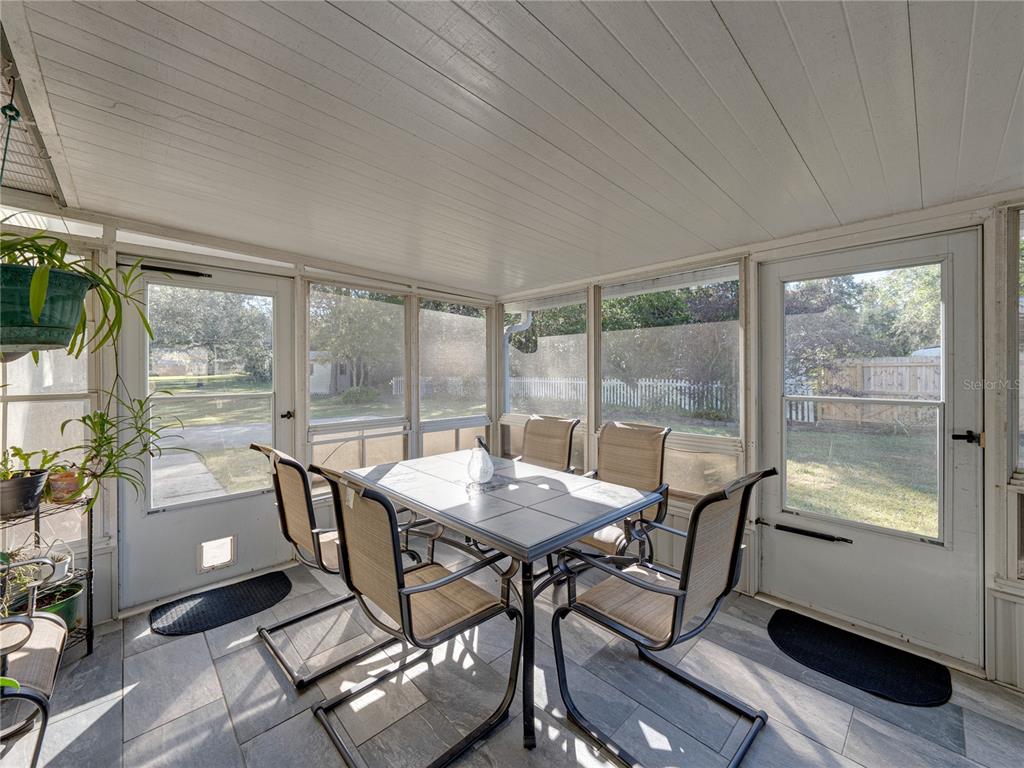 Lakeland, Florida, 33810, United States, 5 Bedrooms Bedrooms, ,4 BathroomsBathrooms,Residential,For Sale,1696884