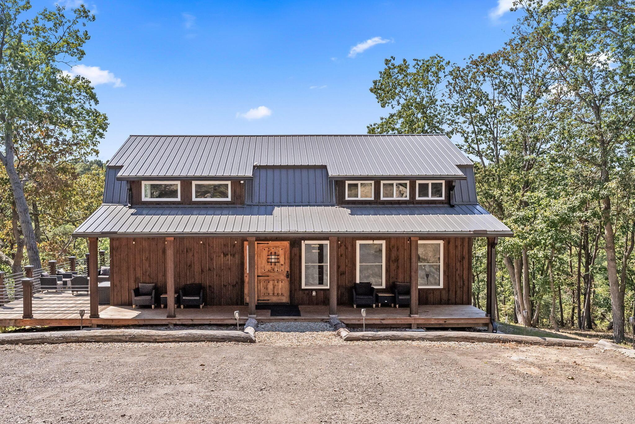 Rockbridge, Ohio, 43149, United States, 4 Bedrooms Bedrooms, ,3 BathroomsBathrooms,Residential,For Sale,1947972