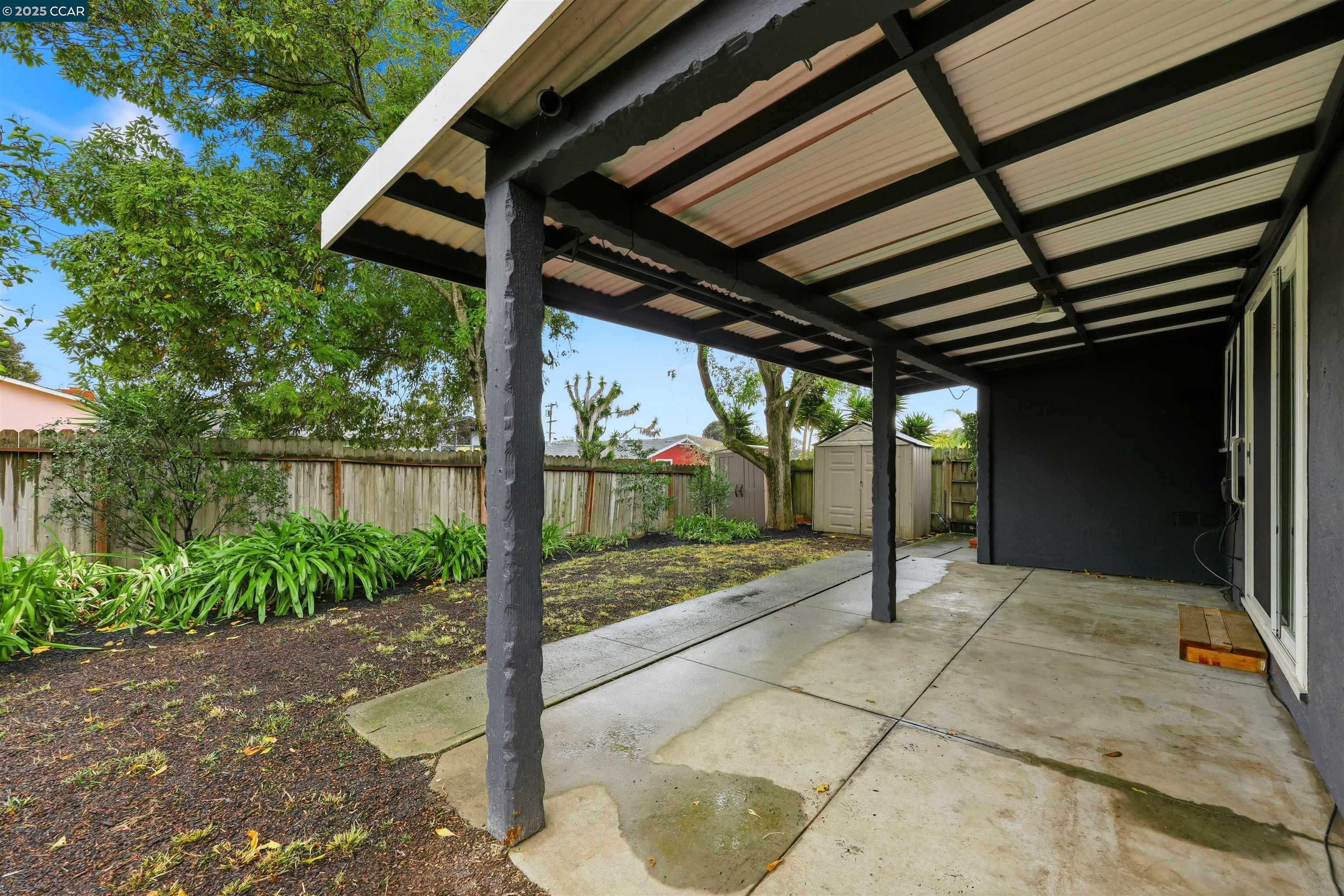 Richmond, California, 94806, United States, 3 Bedrooms Bedrooms, ,2 BathroomsBathrooms,Residential,For Sale,1989695