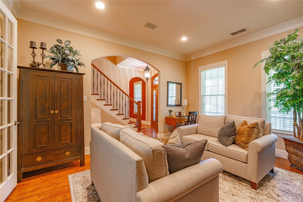 Red Oak, Texas, 75154, United States, 4 Bedrooms Bedrooms, ,4 BathroomsBathrooms,Residential,For Sale,1938334