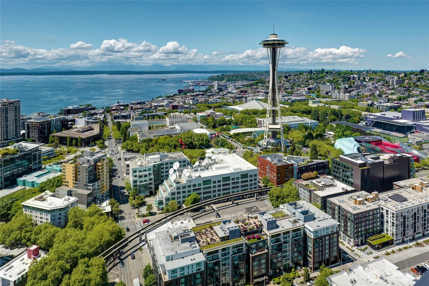 Seattle, Washington, 98121, United States, 1 Bedroom Bedrooms, ,Residential,For Sale,1826957