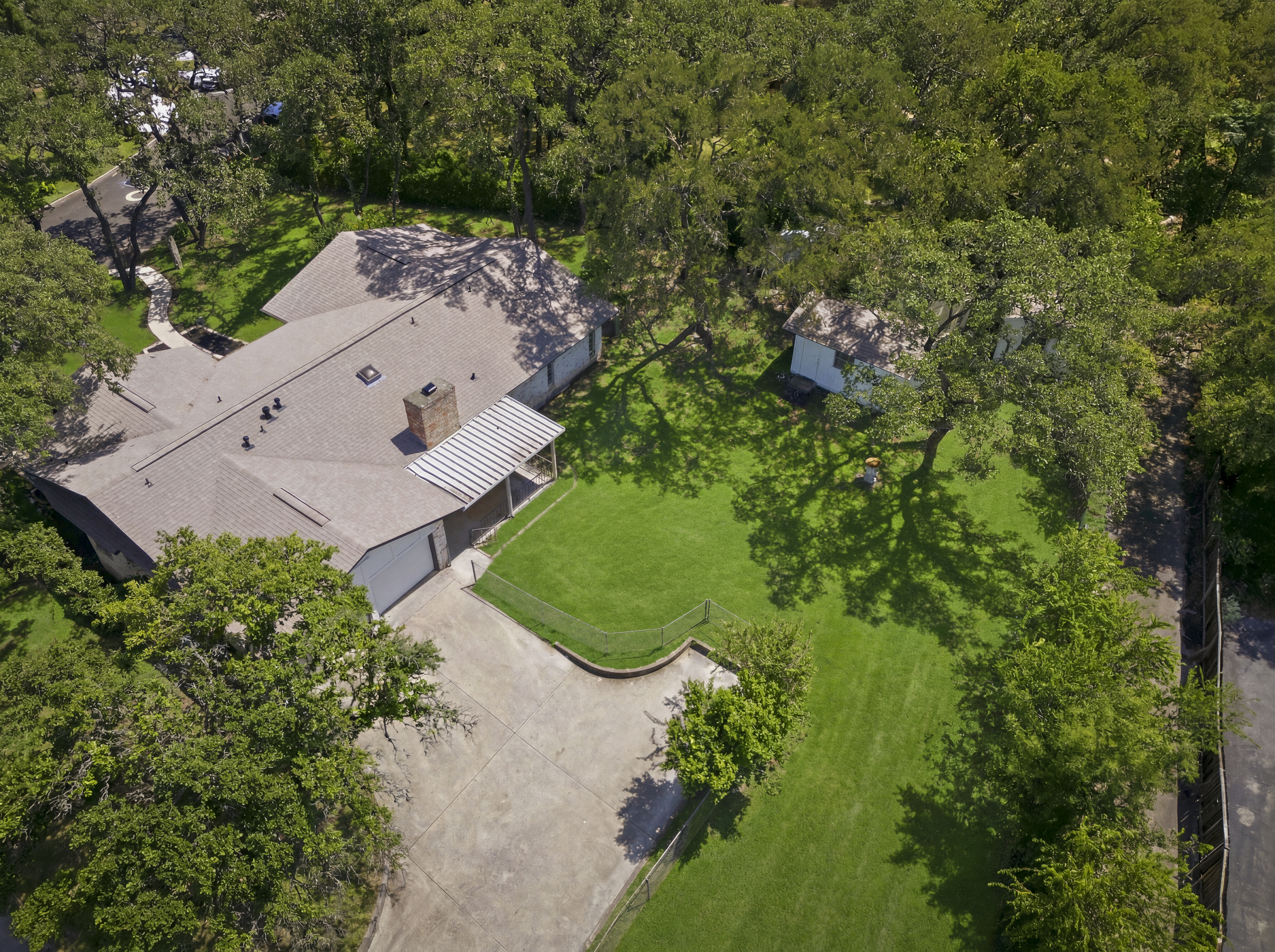  Mid-Century Modern on Half an Acre - 物件實景