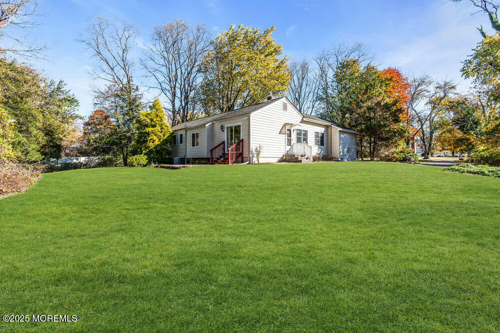 Tinton Falls, New Jersey, 07712, United States, 3 Bedrooms Bedrooms, ,2 BathroomsBathrooms,Residential,For Sale,1987767