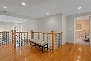 39 Blue Jay Drive, North Attleboro, Massachusetts, 02760, United States, 6 Bedrooms Bedrooms, ,4 BathroomsBathrooms,Residential,For Sale,39 Blue Jay Drive,1009941