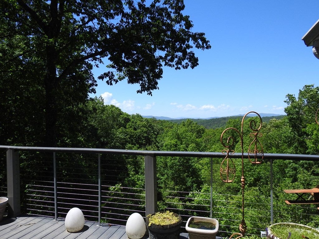 Blue Ridge, Georgia, 30513, United States, 5 Bedrooms Bedrooms, ,5 BathroomsBathrooms,Residential,For Sale,1859095