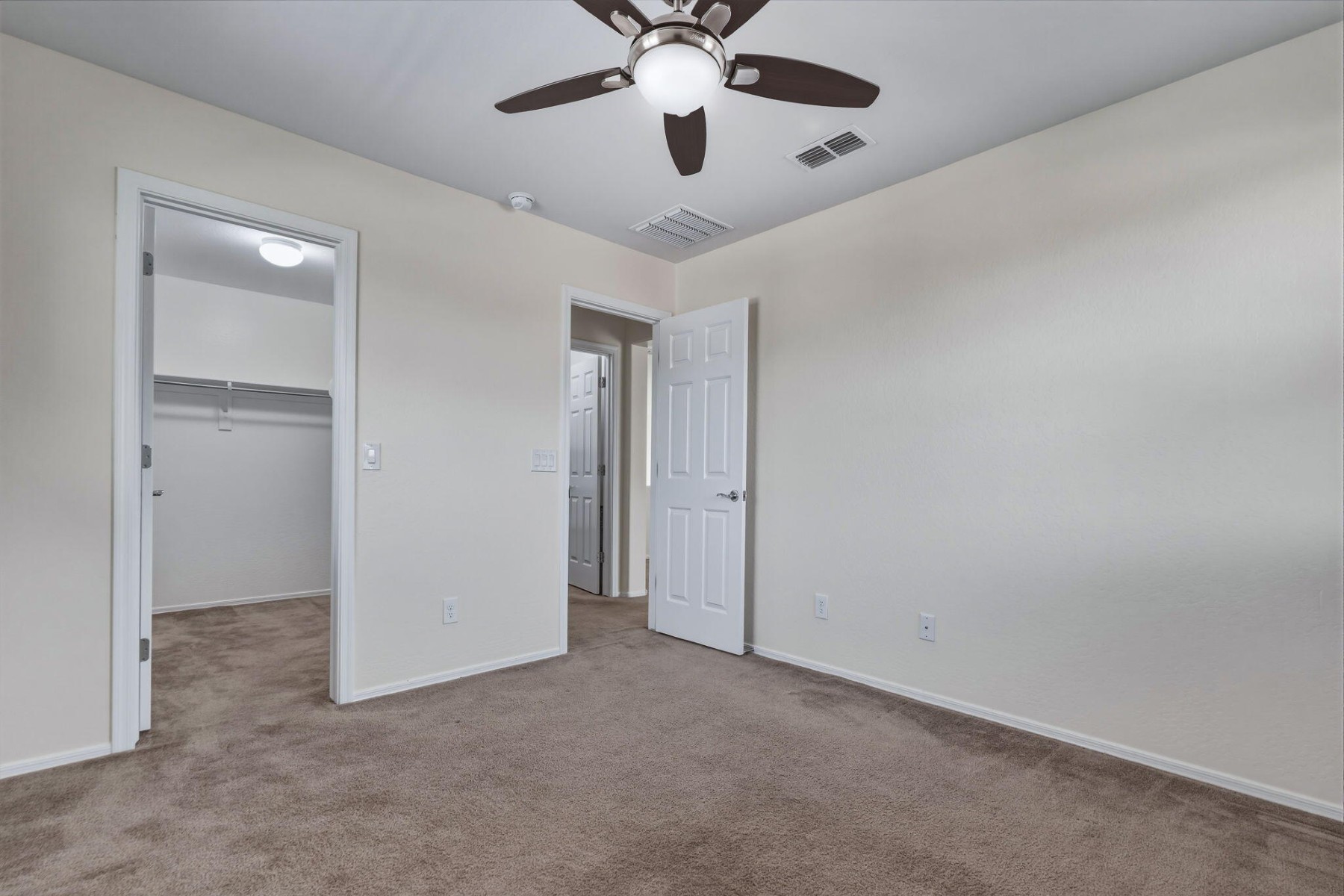  17543 W Buckhorn Trail  Surprise, AZ - 物件實景