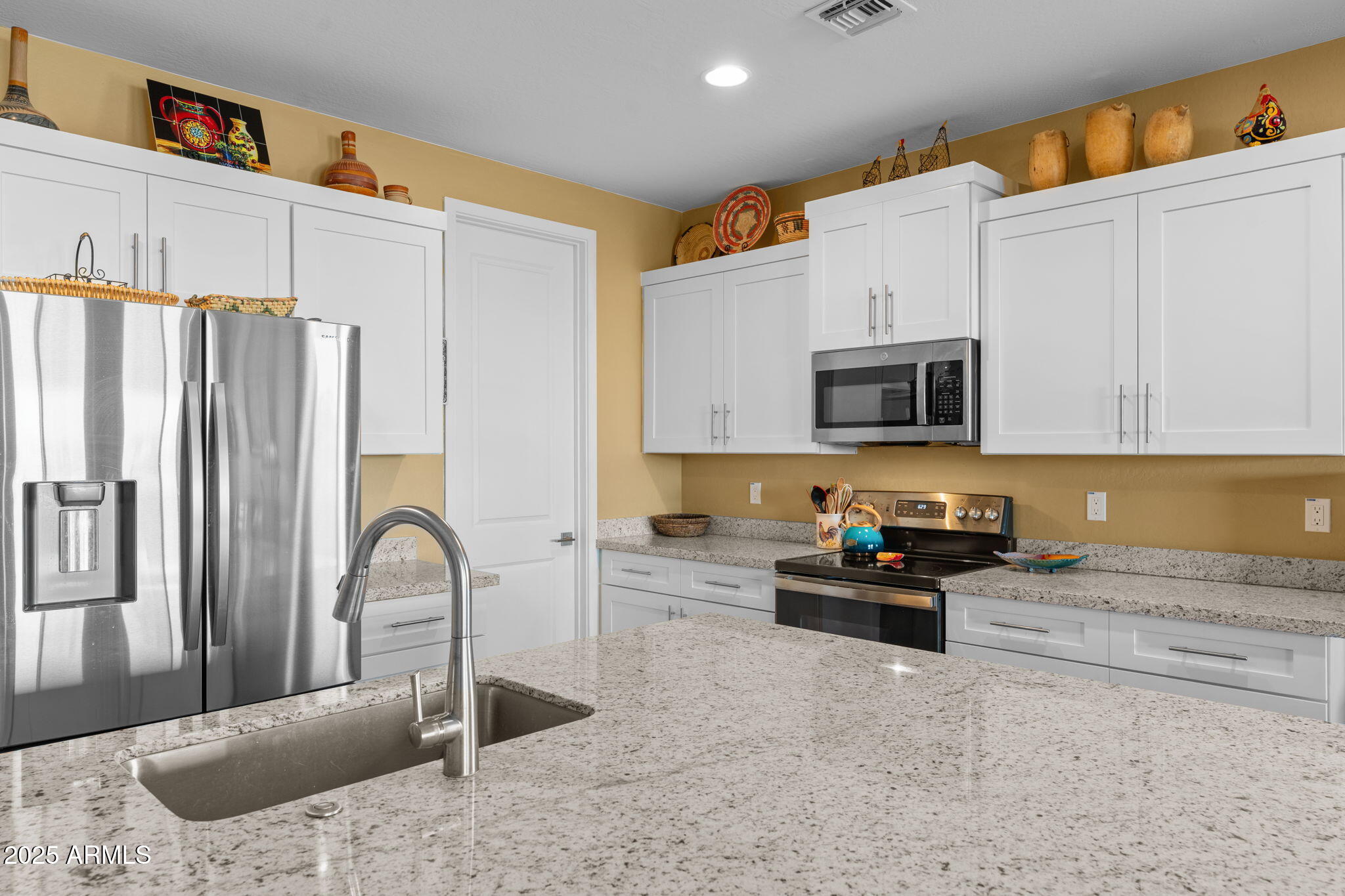 Wickenburg, Arizona, 85390, United States, 2 Bedrooms Bedrooms, ,2 BathroomsBathrooms,Residential,For Sale,2005910