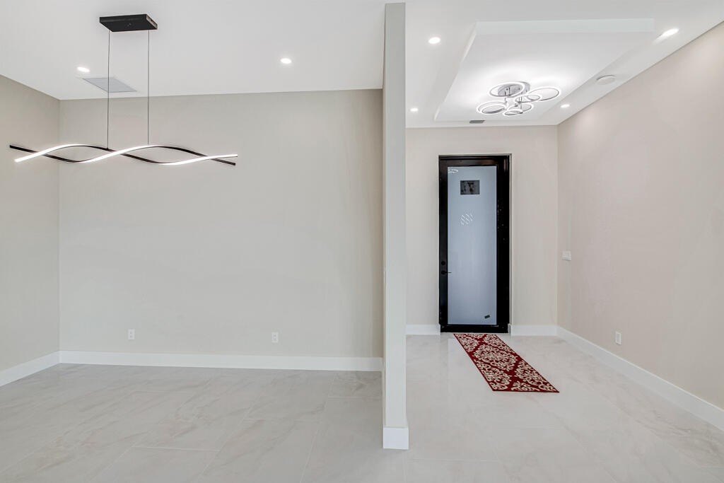 Palm Springs, Florida, 33461, United States, 4 Bedrooms Bedrooms, ,5 BathroomsBathrooms,Residential,For Sale,1835597