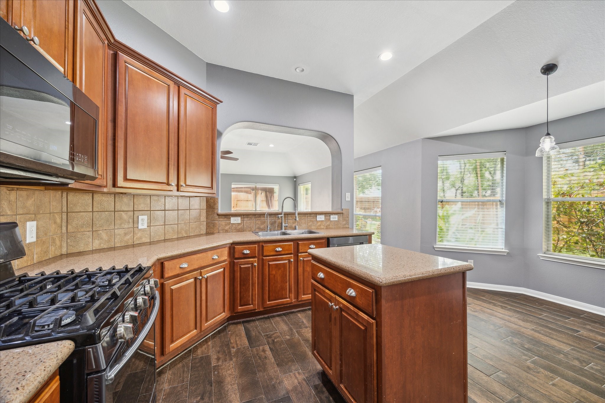  20910 Sandy Briar Court - 物件實景