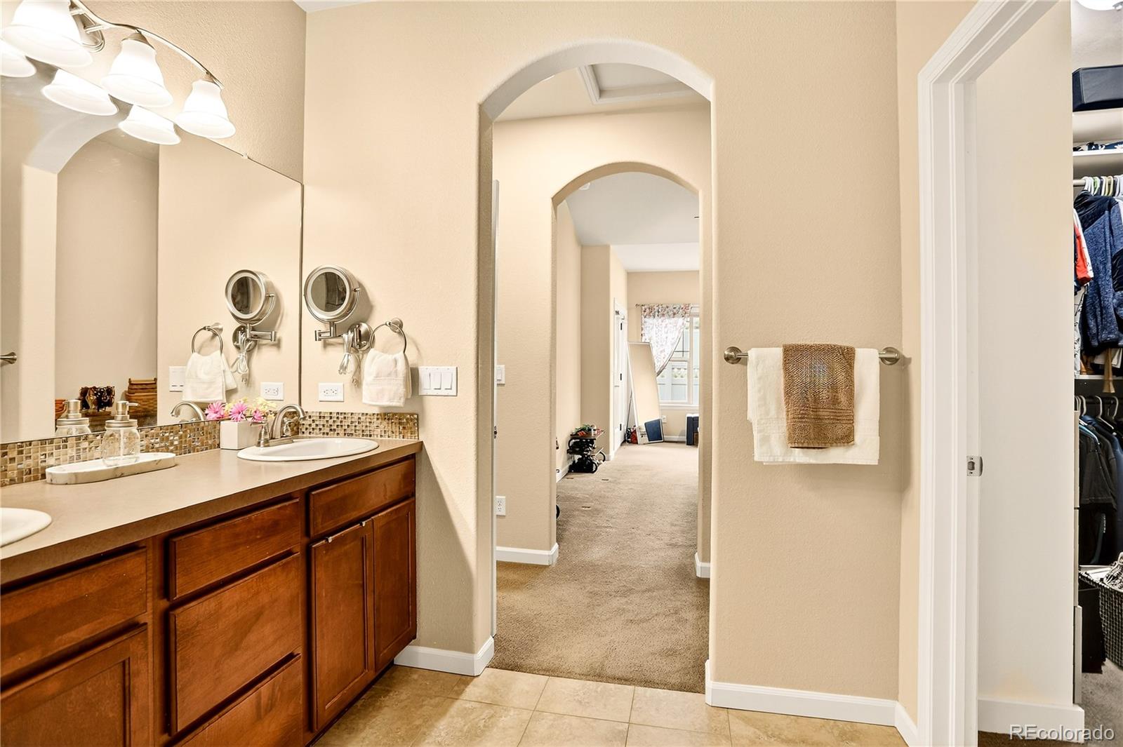 Aurora, Colorado, 80015, United States, 3 Bedrooms Bedrooms, ,2 BathroomsBathrooms,Residential,For Sale,1957602