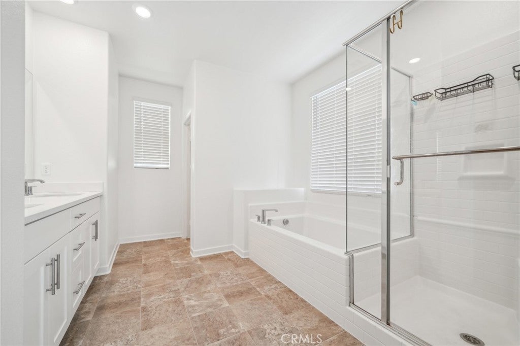 Fontana, California, 92336, United States, 3 Bedrooms Bedrooms, ,3 BathroomsBathrooms,Residential,For Sale,1828389