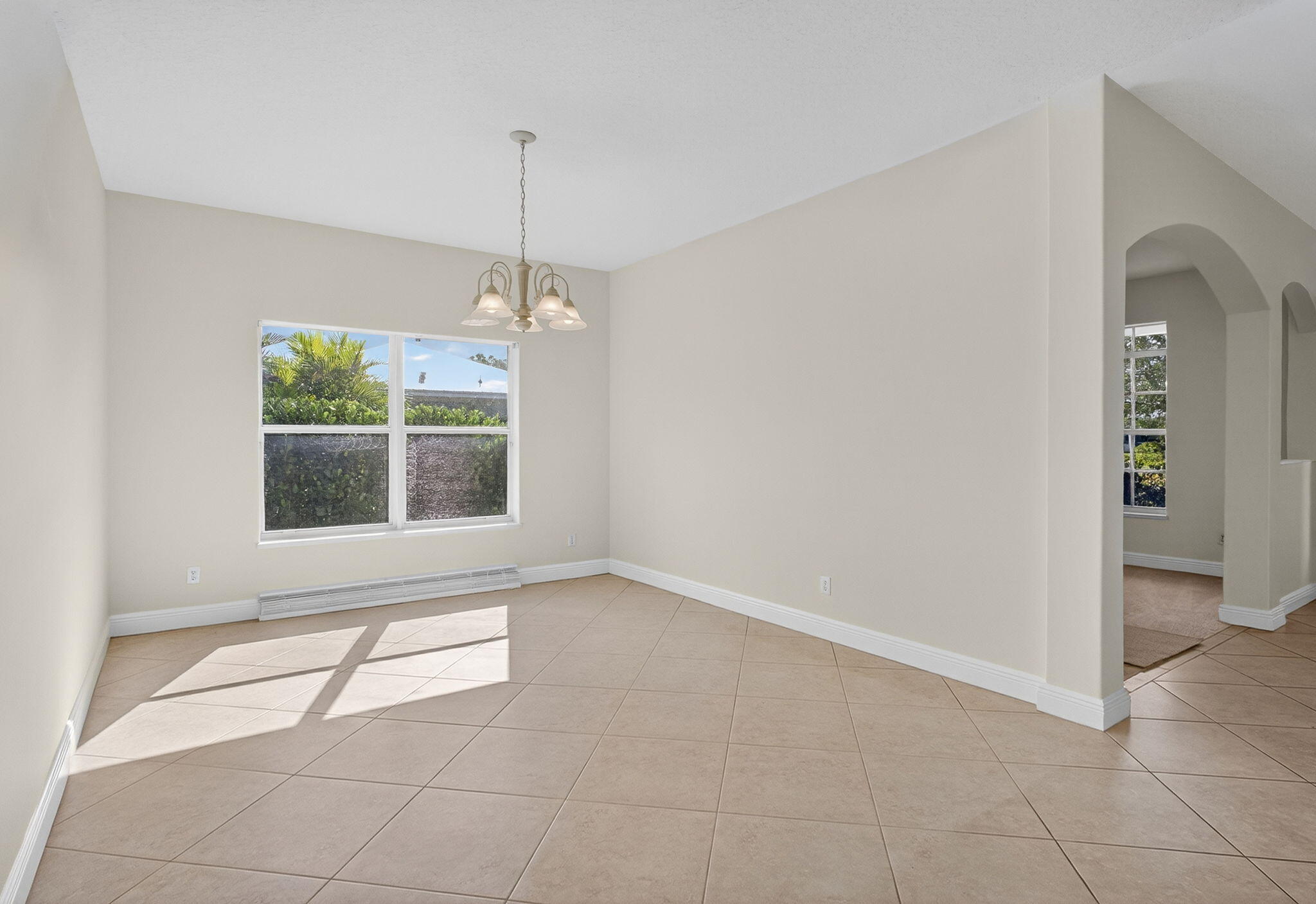 Port Saint Lucie, Florida, 34983, United States, 4 Bedrooms Bedrooms, ,2 BathroomsBathrooms,Residential,For Sale,1959022