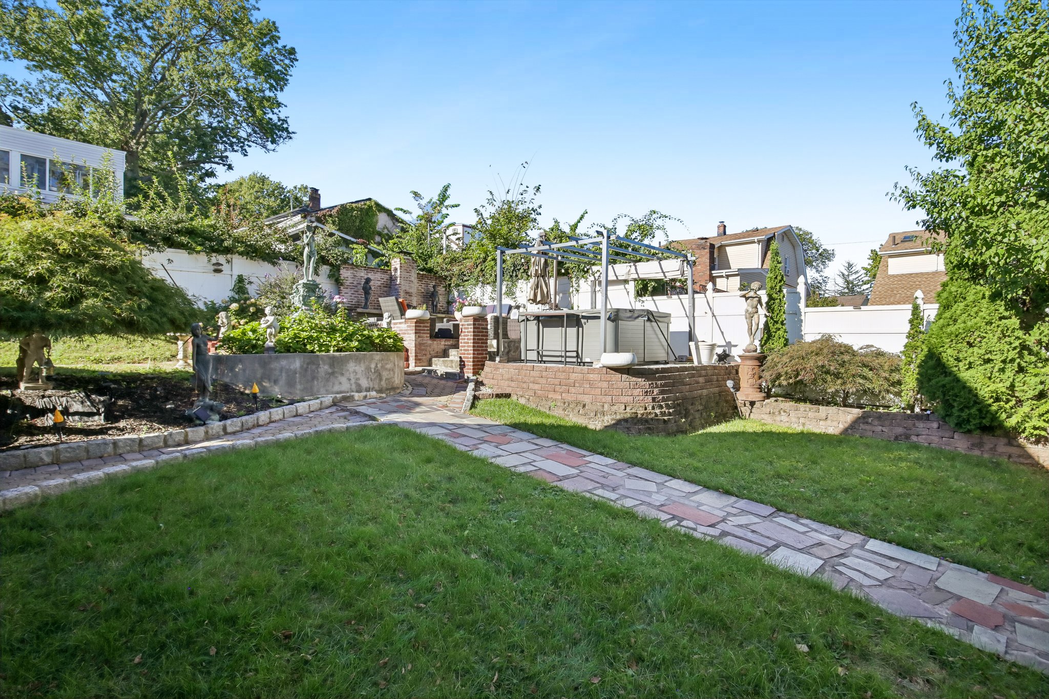  272 Standish Avenue, Hackensack, NJ 07601 - 物件實景