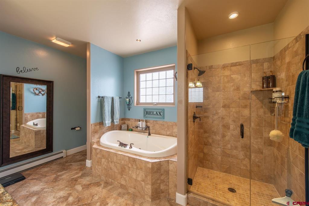 Montrose, Colorado, 81401, United States, 3 Bedrooms Bedrooms, ,2 BathroomsBathrooms,Residential,For Sale,1977098