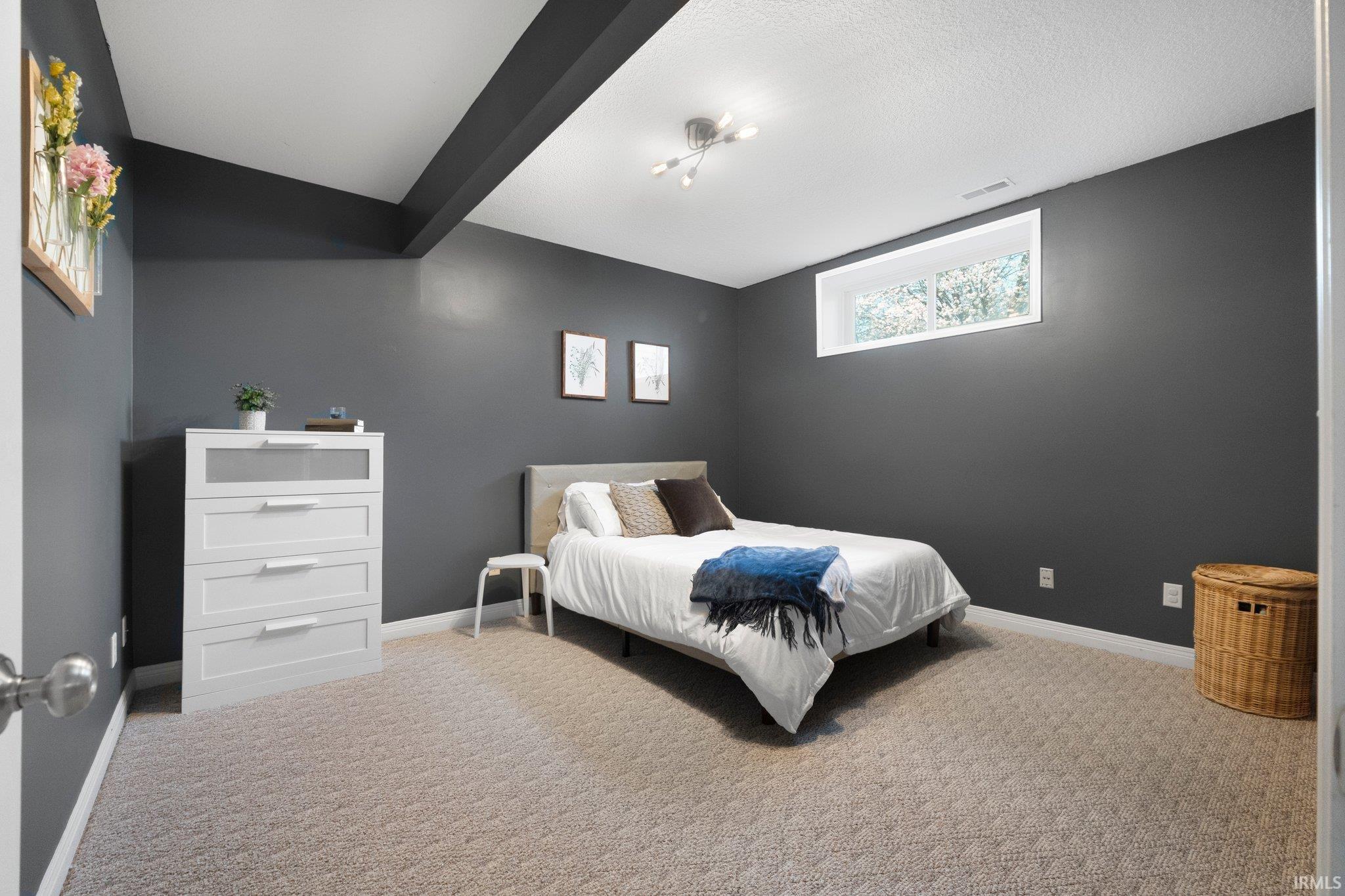 Leo, Indiana, 46765-9347, United States, 4 Bedrooms Bedrooms, ,5 BathroomsBathrooms,Residential,For Sale,1975042