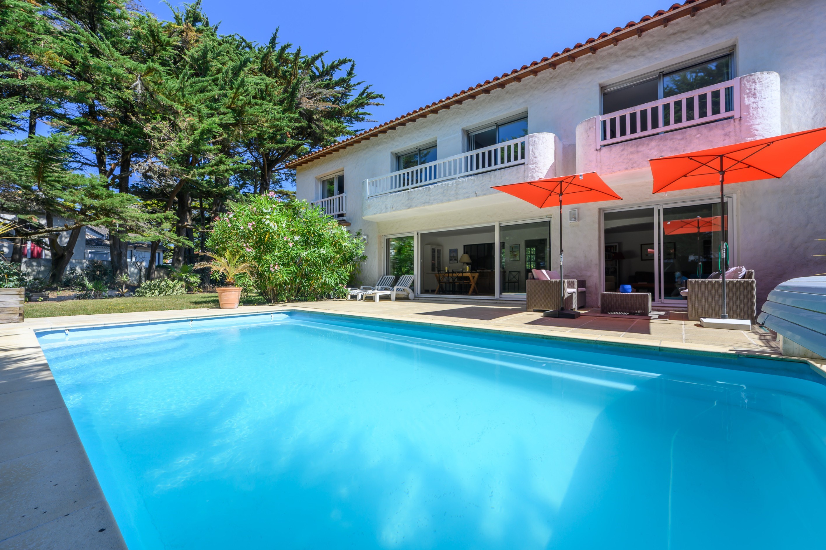  Charming Provencal-style villa with garden and swimming pool - Lajarrige distri… - 物件實景