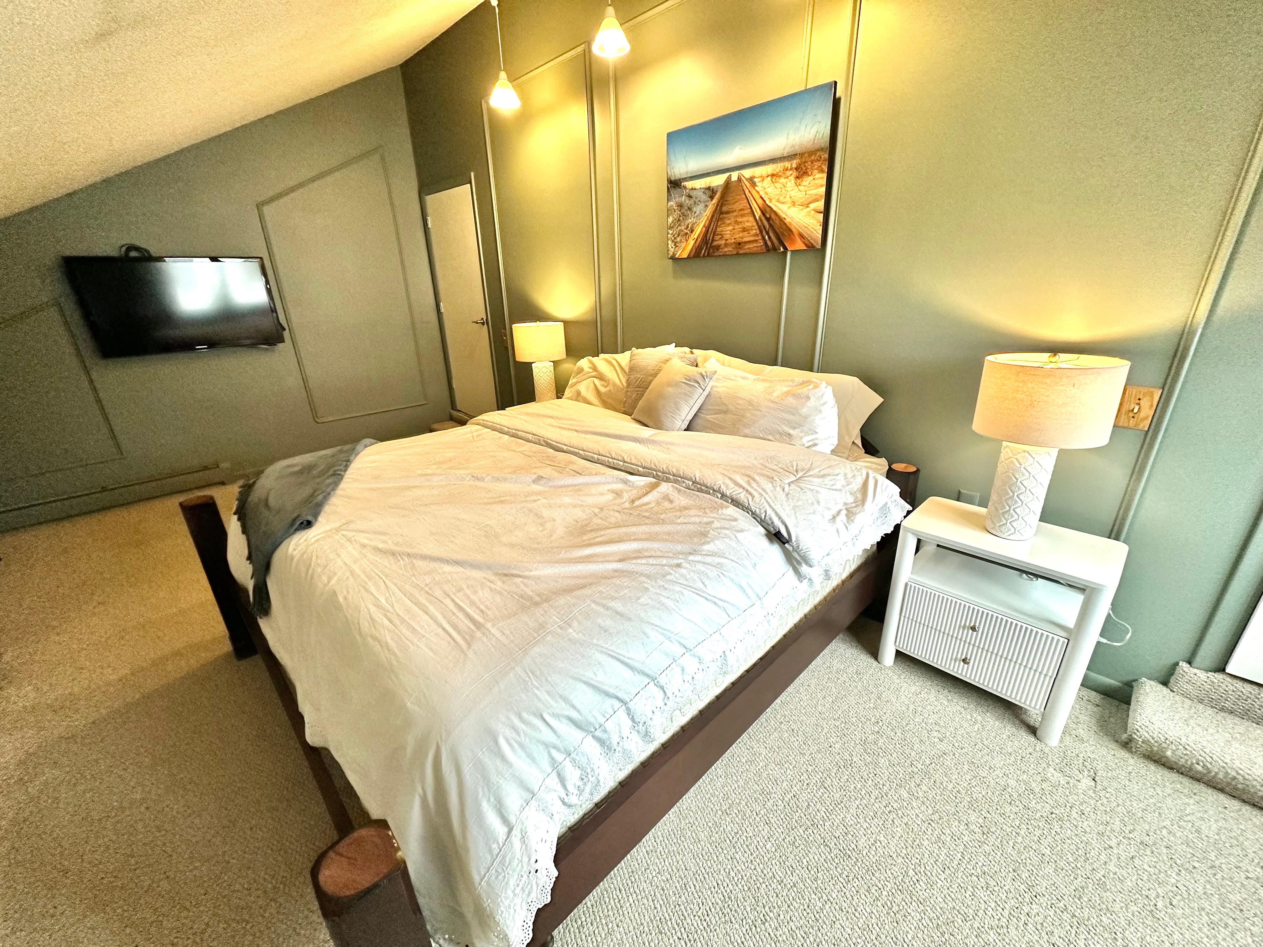 Narragansett, Rhode Island, 02882, United States, 4 Bedrooms Bedrooms, ,2 BathroomsBathrooms,Residential,For Sale,2049265