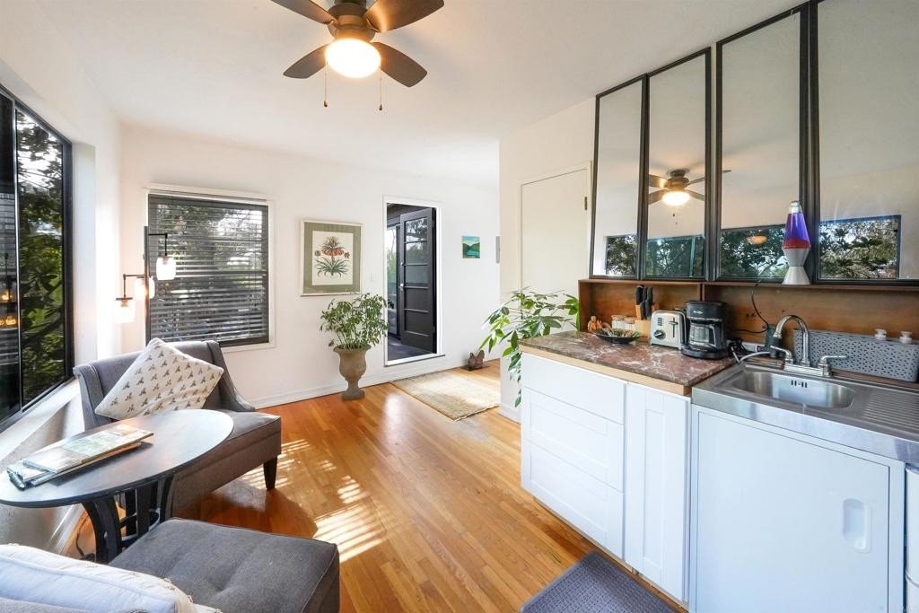 San Diego, California, 92102, United States, 3 Bedrooms Bedrooms, ,4 BathroomsBathrooms,Residential,For Sale,1991892