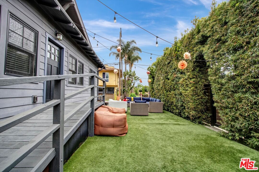 Venice, California, 90291, United States, 7 Bedrooms Bedrooms, ,Residential,For Sale,1700344