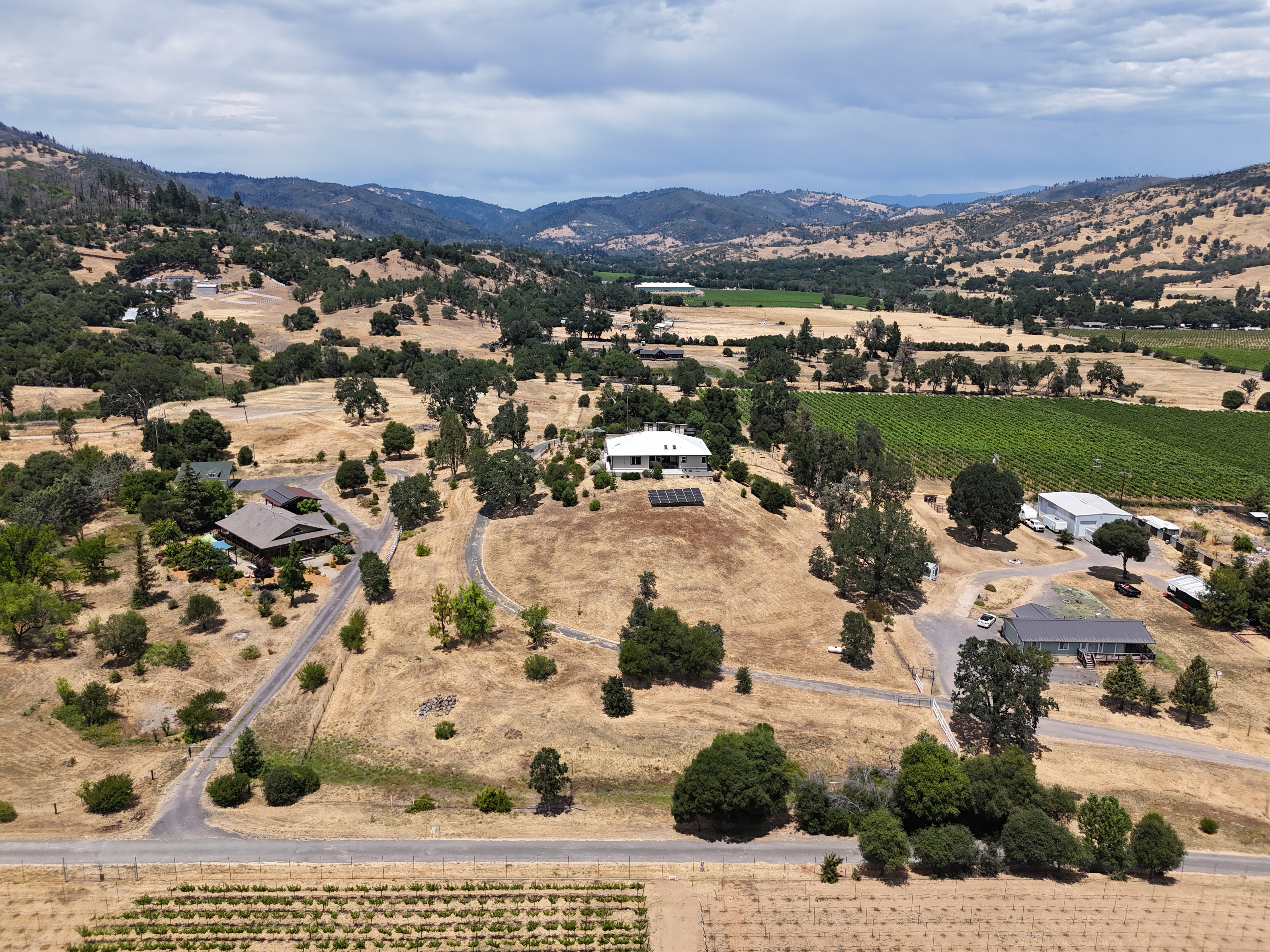 Redwood Valley, California, 95470, United States, 3 Bedrooms Bedrooms, ,3 BathroomsBathrooms,Residential,For Sale,1889817