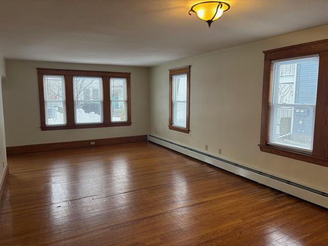 Nashua, New Hampshire, 03060, United States, 6 Bedrooms Bedrooms, ,2 BathroomsBathrooms,Residential,For Sale,2009233