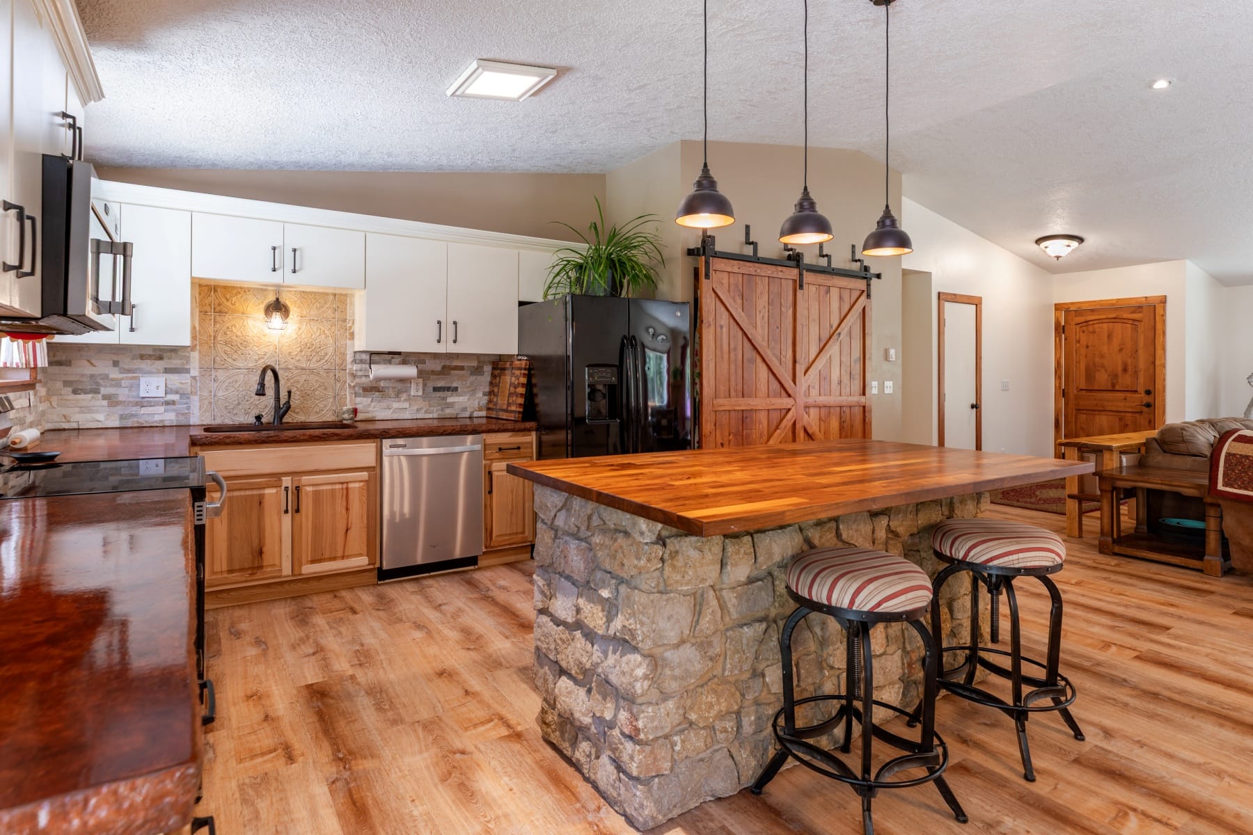  55219 Lazy River Drive Bend, OR 97707 - 物件實景