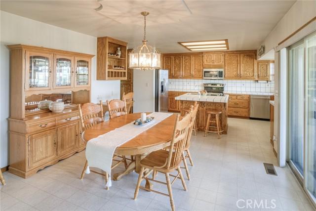 Oroville, California, 95966, United States, 3 Bedrooms Bedrooms, ,3 BathroomsBathrooms,Residential,For Sale,1927814