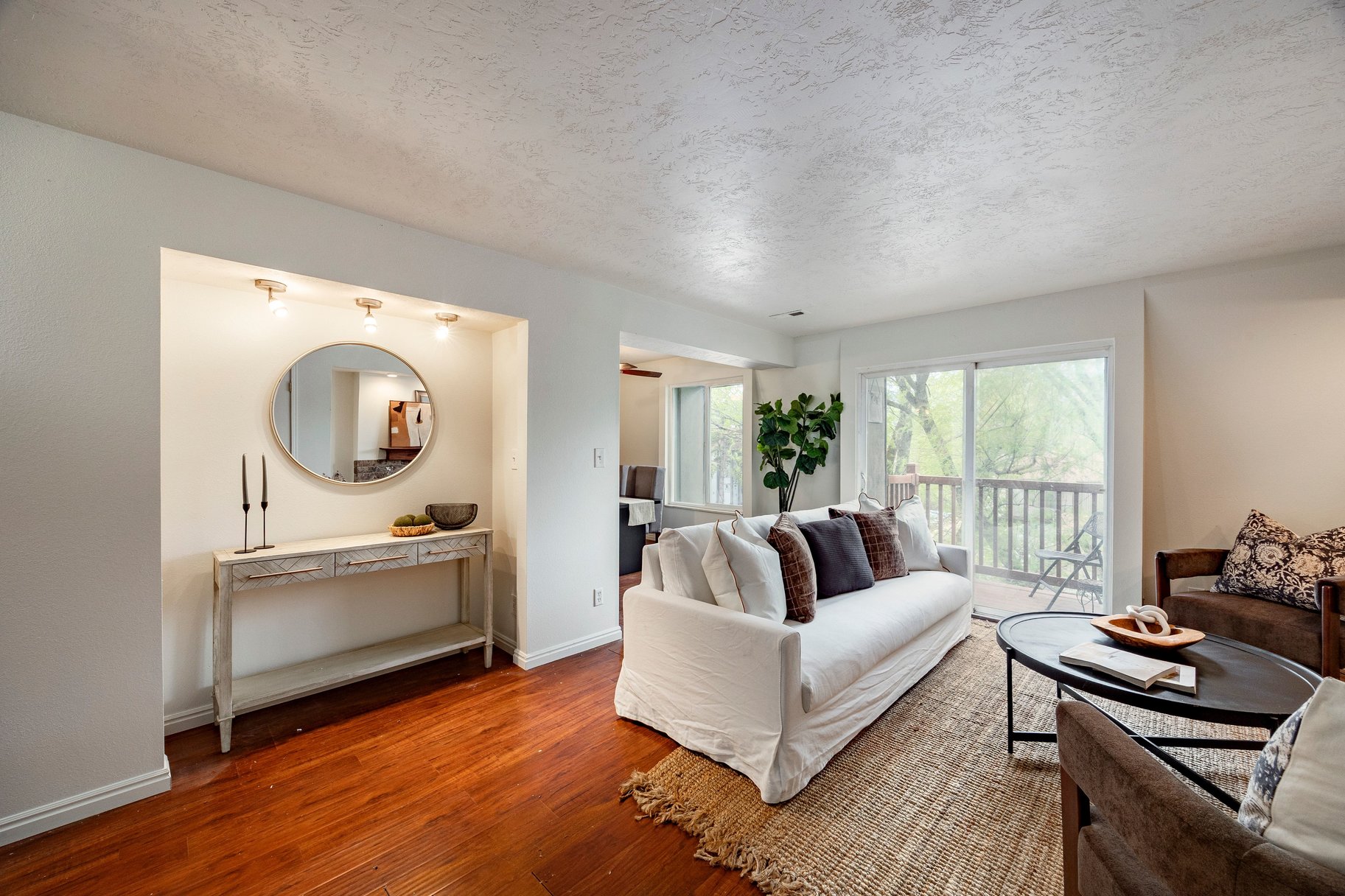  Quiet Sanctuary Community Top Floor Condo at The Willows in Murray - 物件實景
