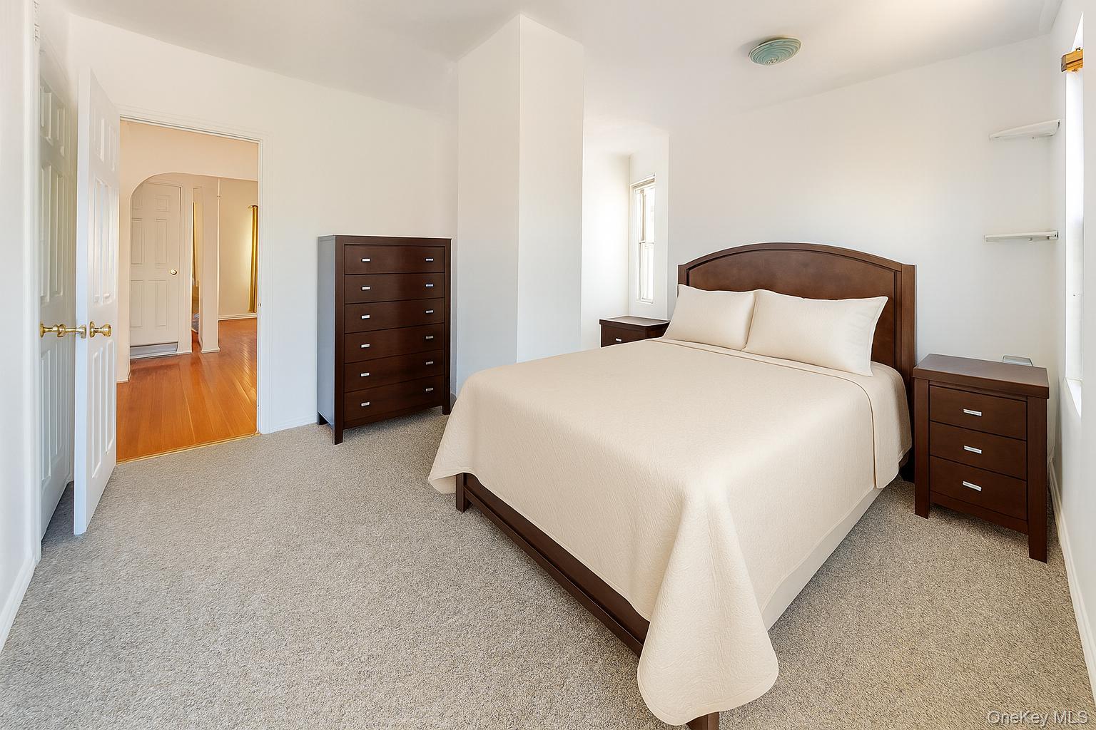 Jamaica, New York, 11435, United States, 4 Bedrooms Bedrooms, ,3 BathroomsBathrooms,Residential,For Sale,1927157