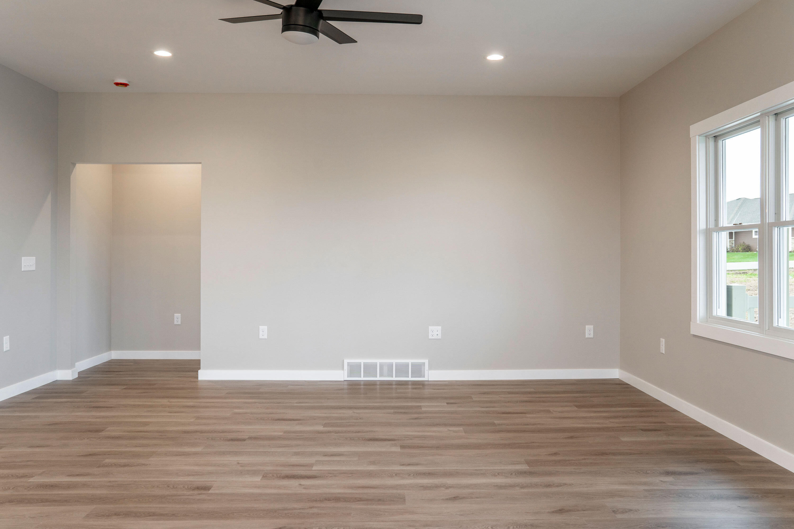 Shelby, Wisconsin, 54601, United States, 3 Bedrooms Bedrooms, ,3 BathroomsBathrooms,Residential,For Sale,1966878