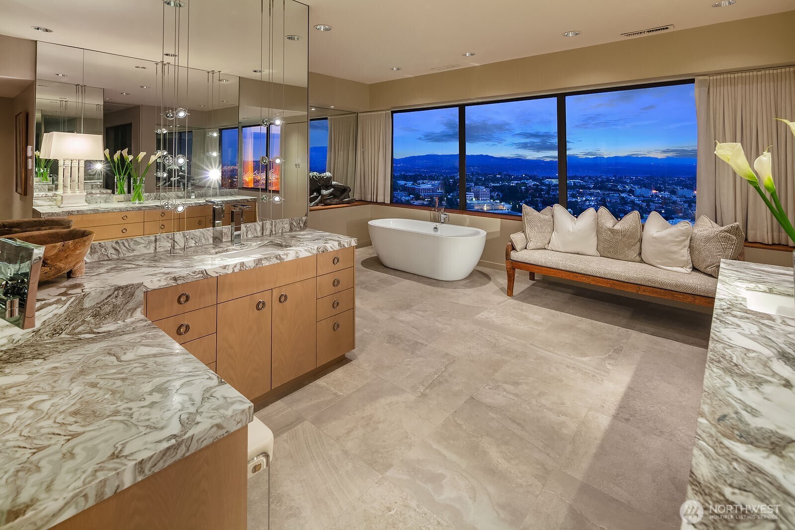 Seattle, Washington, 98104, United States, 4 Bedrooms Bedrooms, ,6 BathroomsBathrooms,Residential,For Sale,1738048