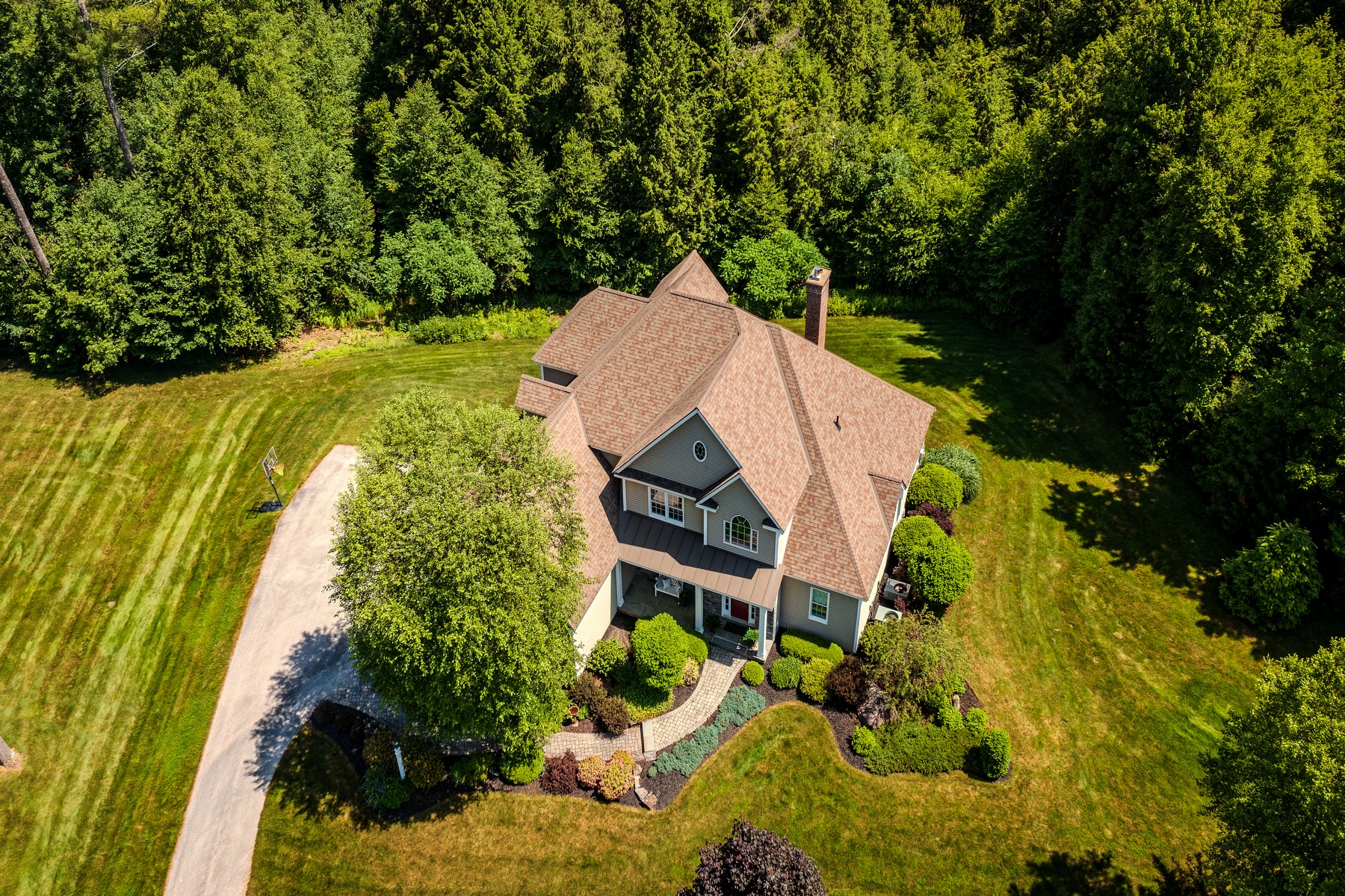  Stunning Custom Home - 物件實景