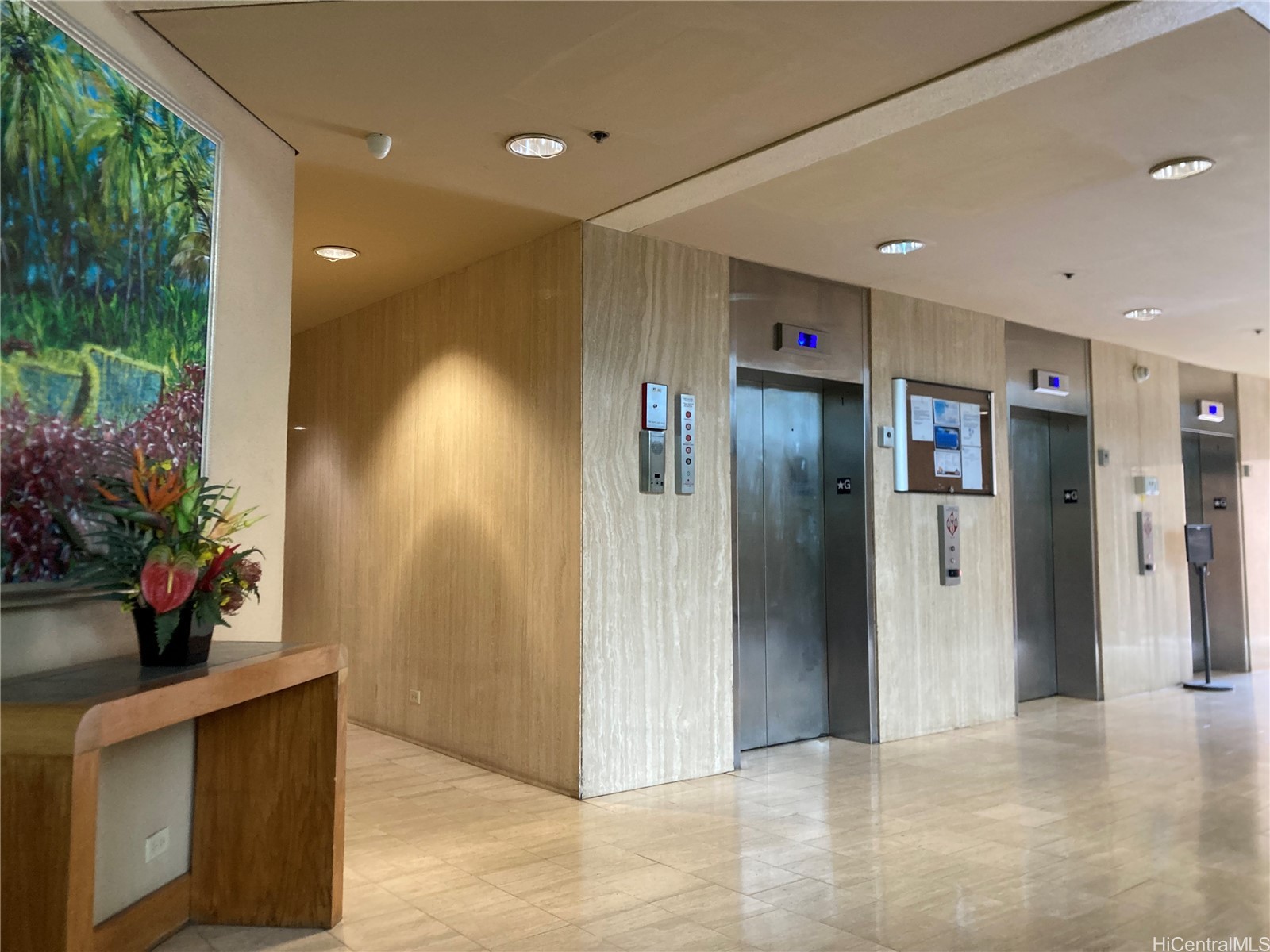 Honolulu, Hawaii, 96818, United States, 2 Bedrooms Bedrooms, ,2 BathroomsBathrooms,Residential,For Sale,1714219