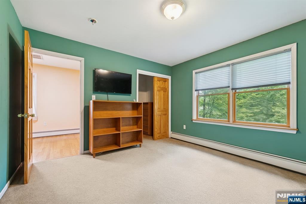 Hillsdale, New Jersey, 07642, United States, 5 Bedrooms Bedrooms, ,3 BathroomsBathrooms,Residential,For Sale,1885332