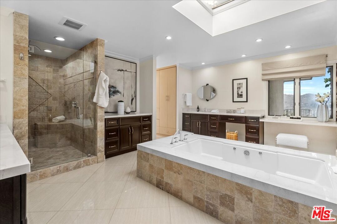 Los Angeles, California, 90077, United States, 4 Bedrooms Bedrooms, ,5 BathroomsBathrooms,Residential,For Sale,1862324