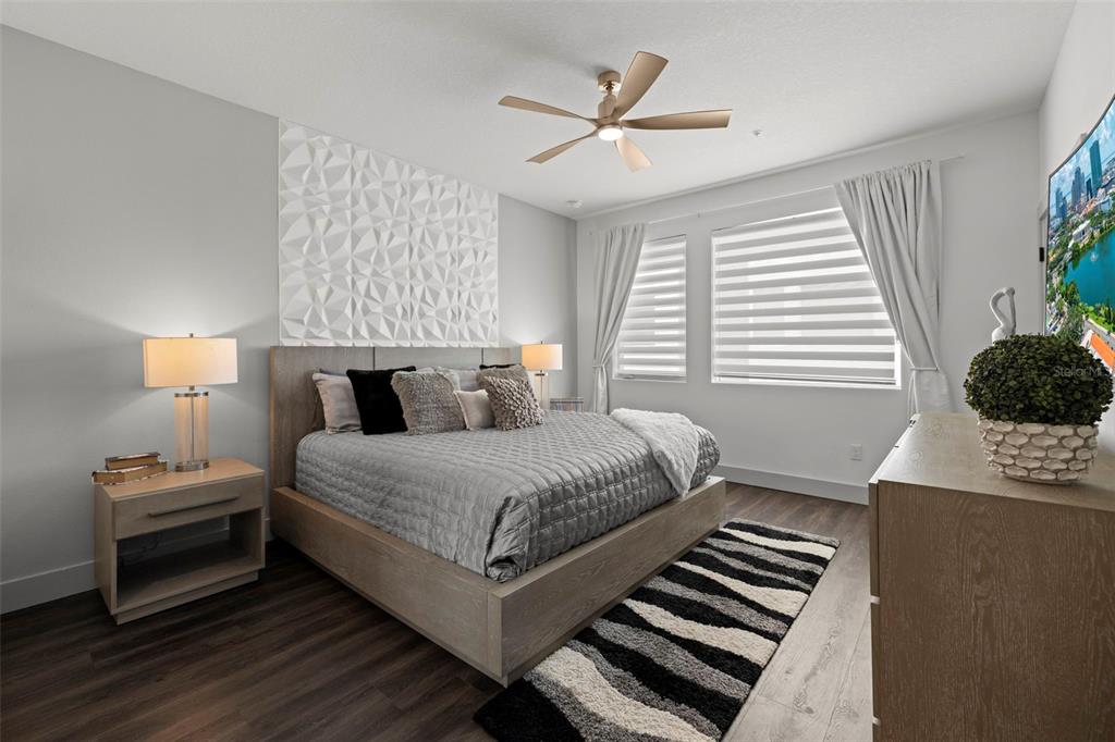 St Petersburg, Florida, 33701, United States, 2 Bedrooms Bedrooms, ,3 BathroomsBathrooms,Residential,For Sale,1994589