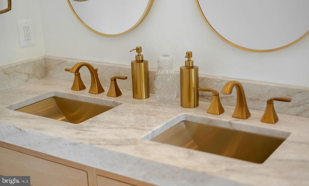 Lexington Park, Maryland, 20653, United States, 5 Bedrooms Bedrooms, ,6 BathroomsBathrooms,Residential,For Sale,1975689