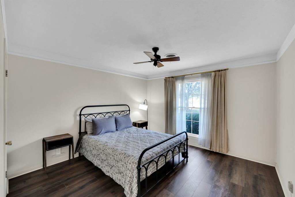 Burleson, Texas, 76028, United States, 4 Bedrooms Bedrooms, ,3 BathroomsBathrooms,Residential,For Sale,1981245