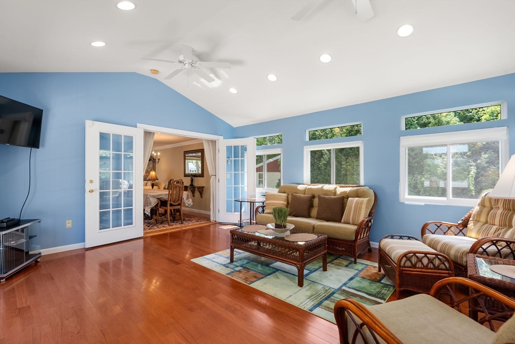 Agawam, Massachusetts, 01030, United States, 4 Bedrooms Bedrooms, ,3 BathroomsBathrooms,Residential,For Sale,1933274