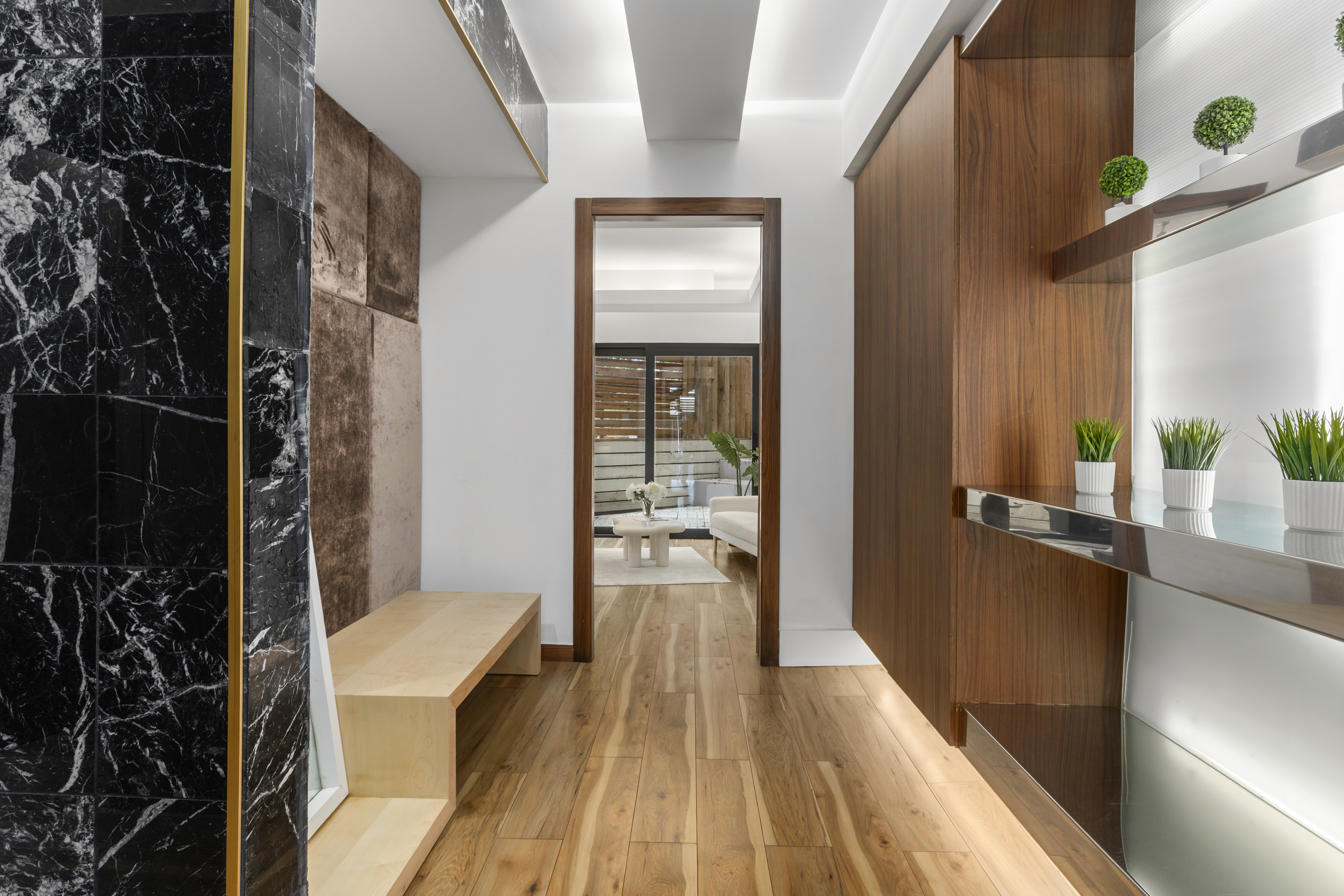  Architectural Masterpiece in Oak Hills - 物件實景