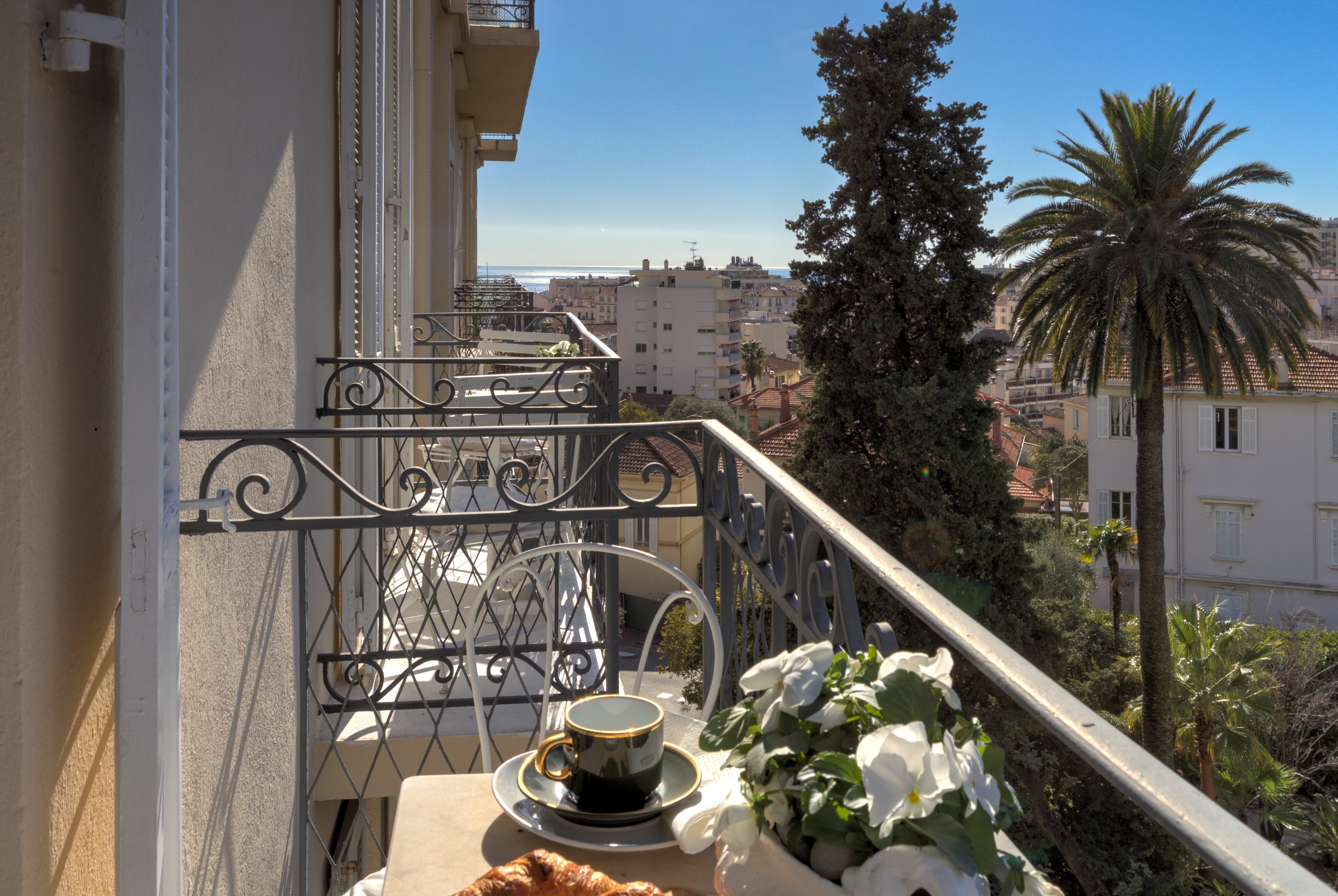  Cannes Petit Juas 2 bed apartment sea view renovated Art Deco walking distance … - 物件實景
