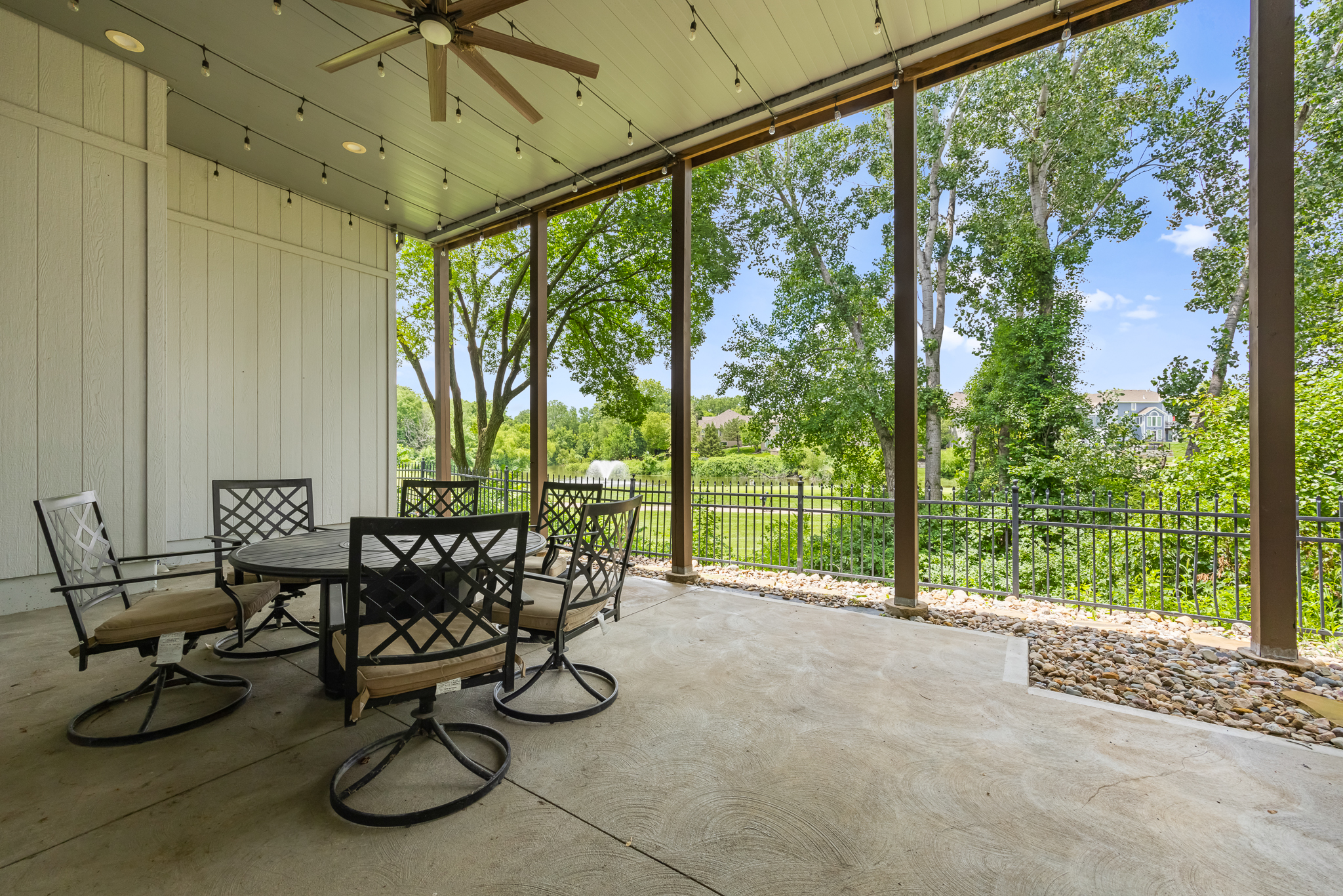  9920 Skyview Lane, Lenexa, KS 66220 - 物件實景