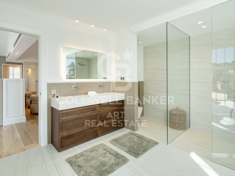 Marbella, Andalusia, ES, 5 Bedrooms Bedrooms, ,6 BathroomsBathrooms,Residential,For Sale,1794522